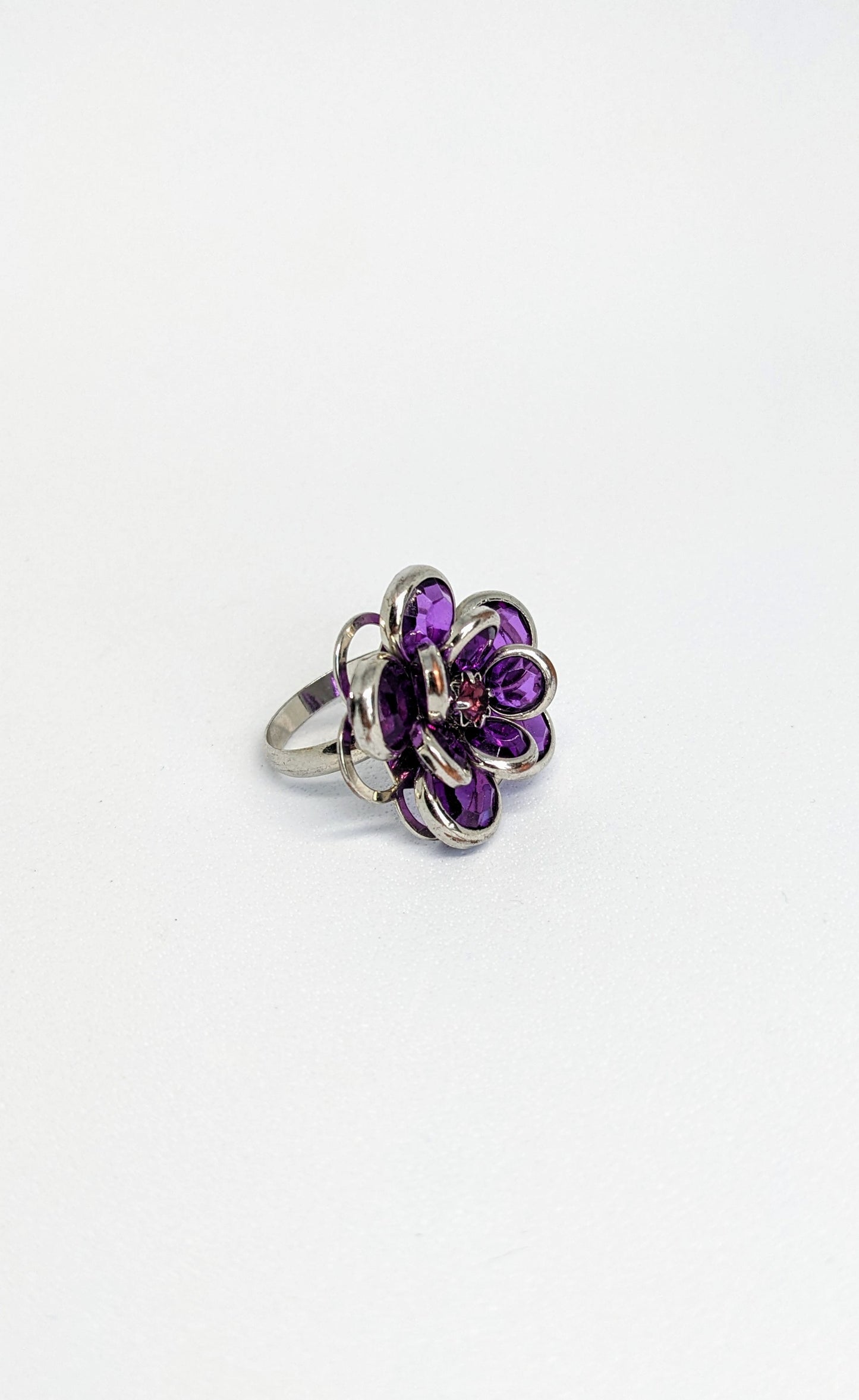 Purple flower ring