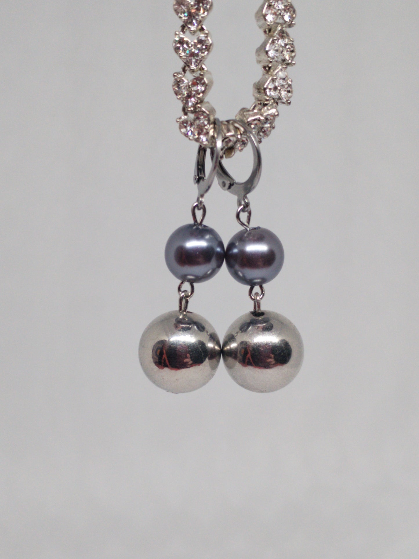Reworked silver & grey pearl huggies