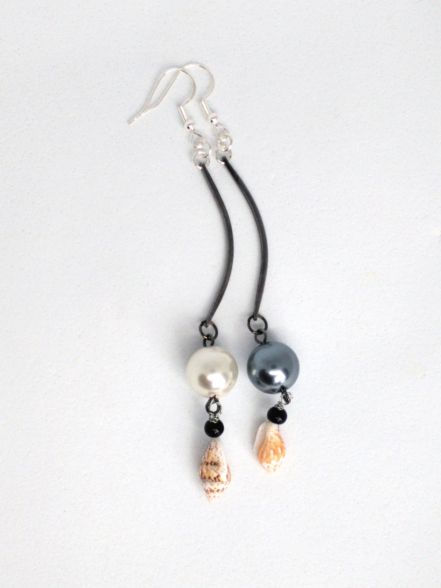 Pearly shell drops