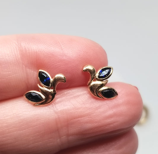 Vintage bird studs