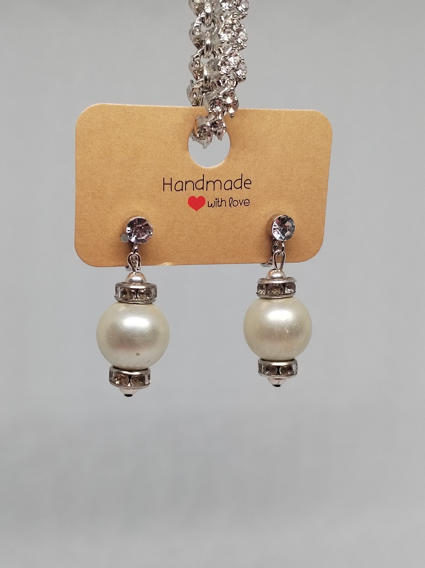 Pearl & sparkle clip on earrings