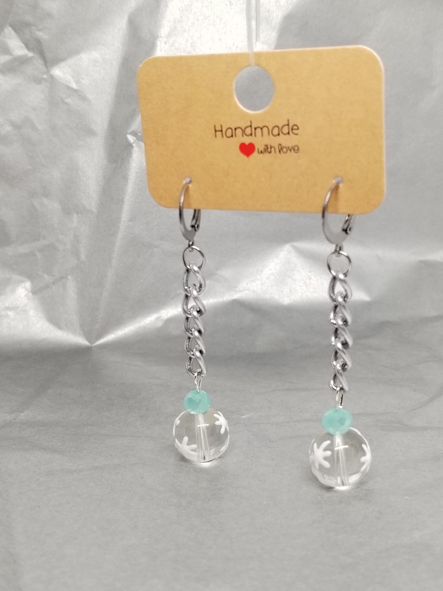 Snowflake chain drop huggies