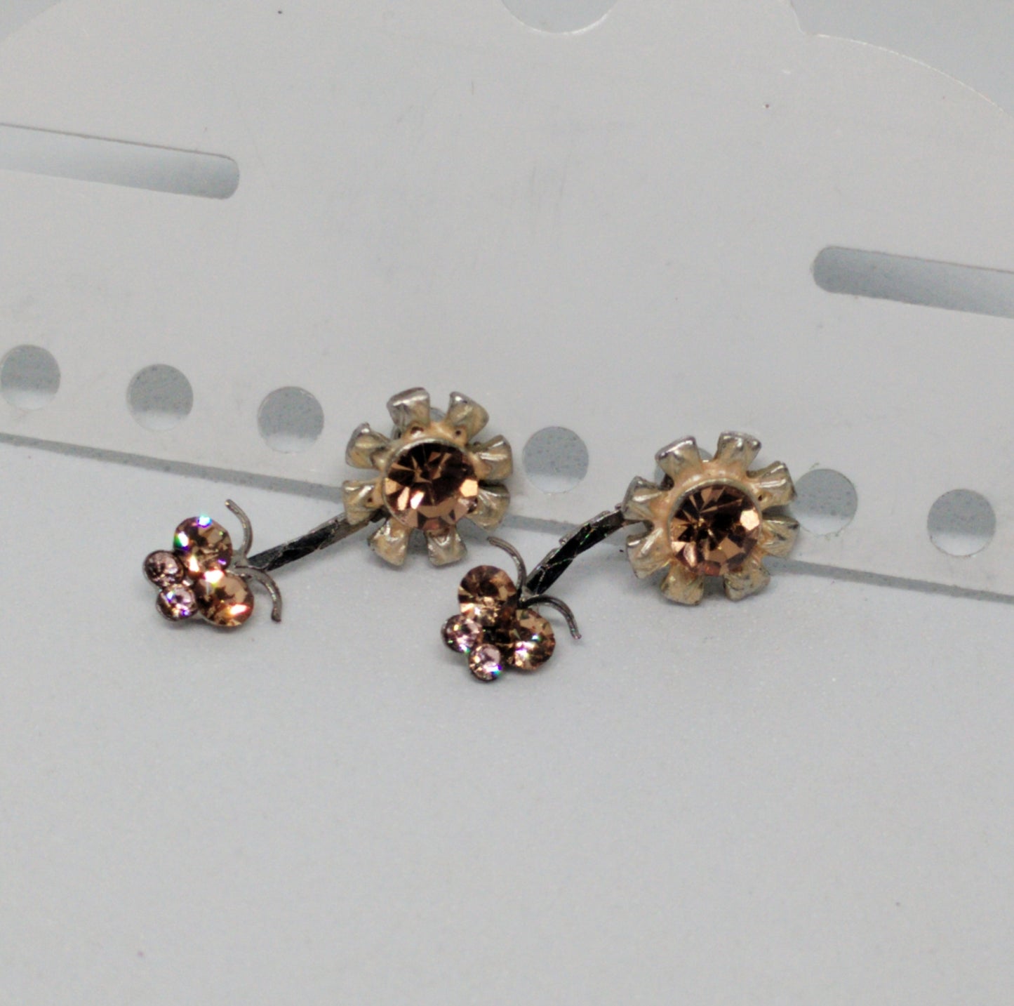 Vintage flower earrings