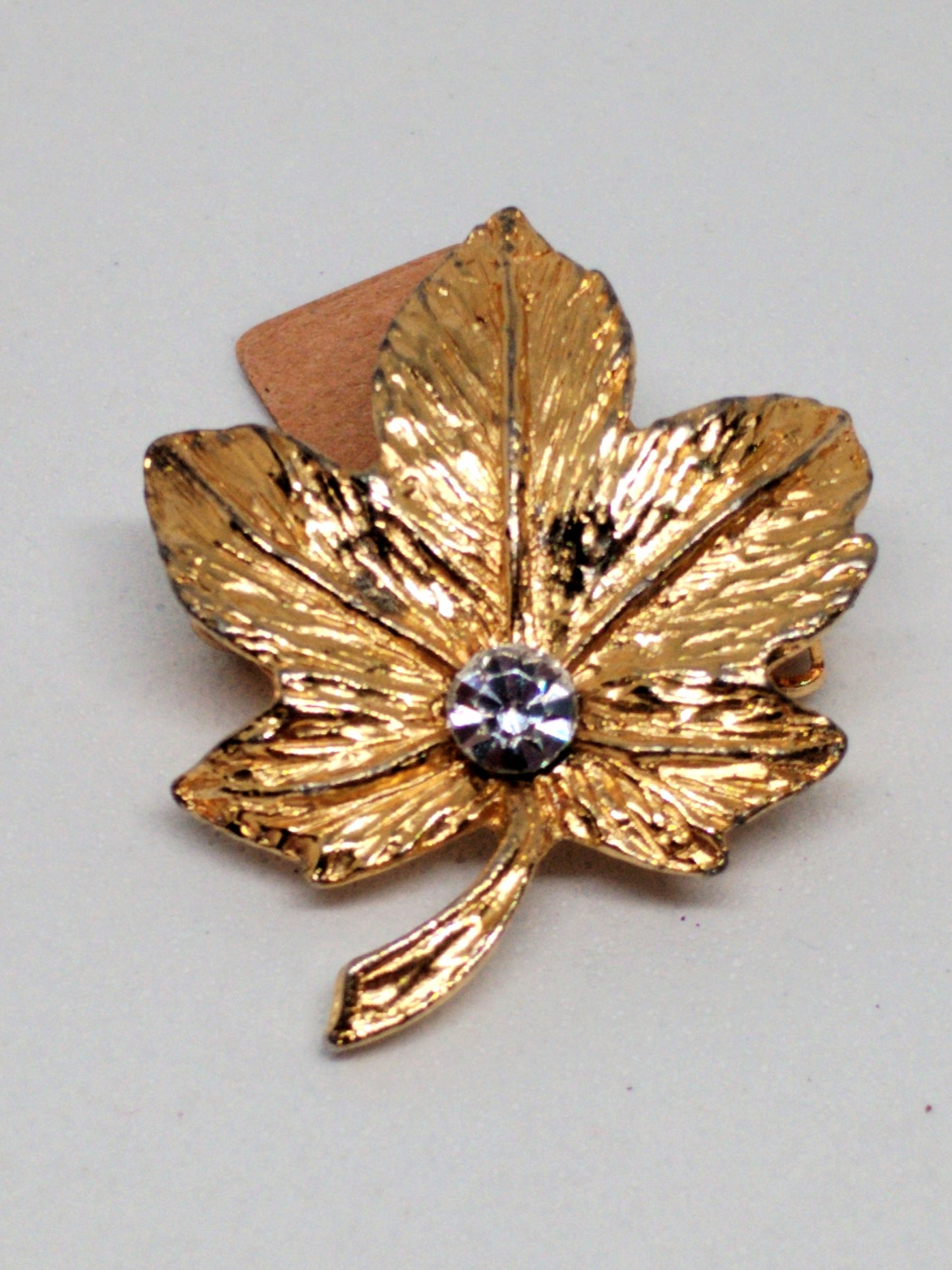 Vintage leaf brooch