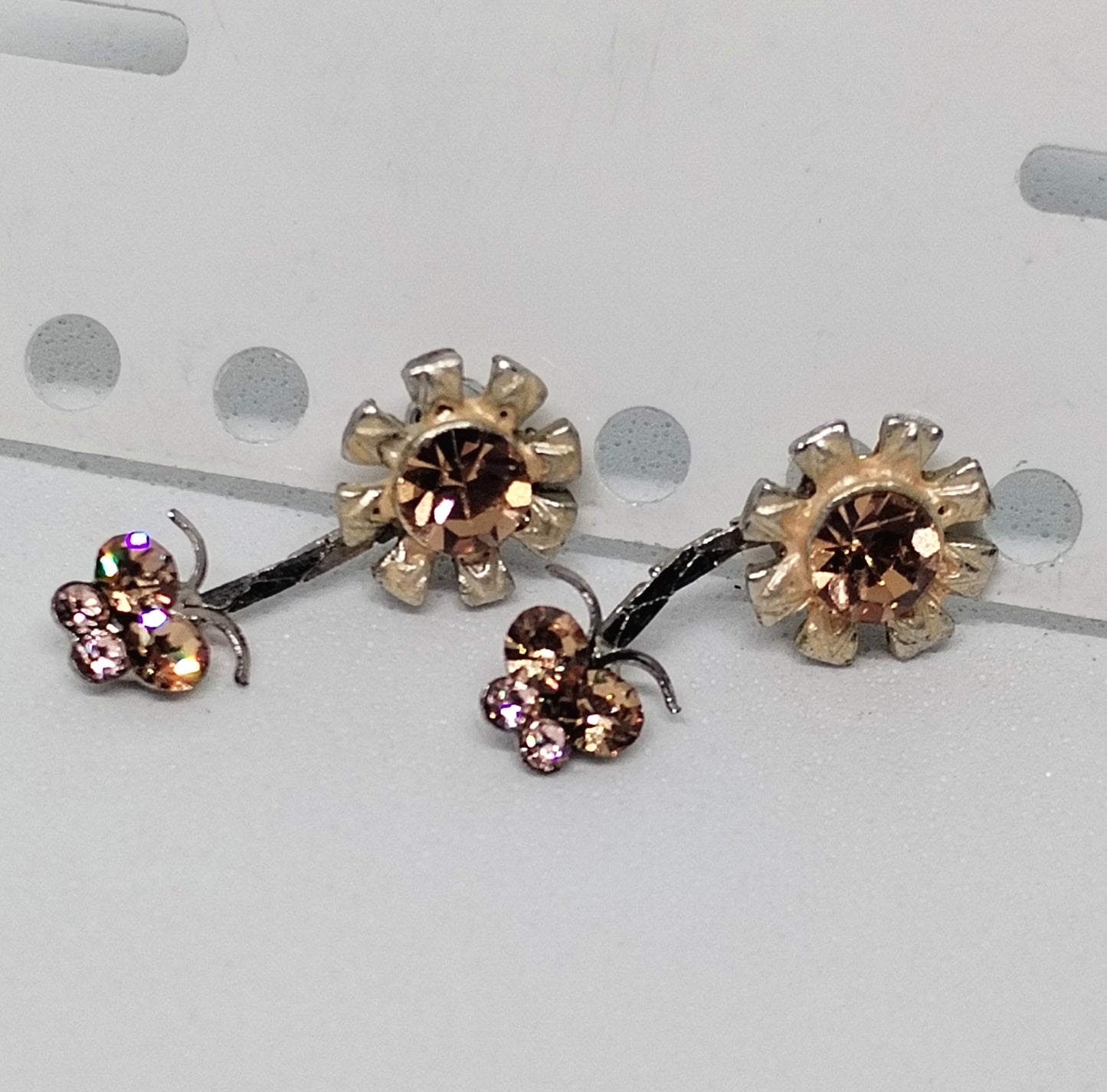 Vintage flower earrings