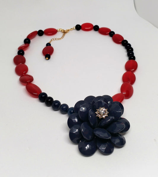 Navy & red floral beaded necklace