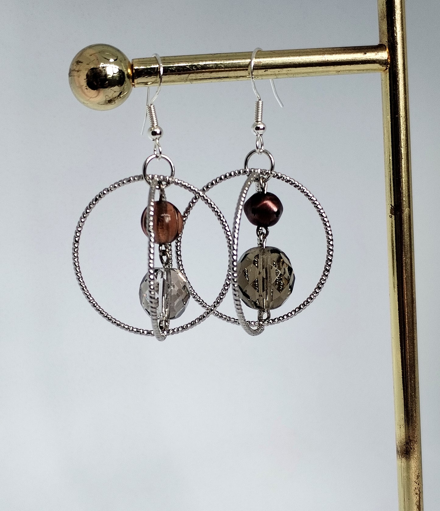 Circle drop earrings